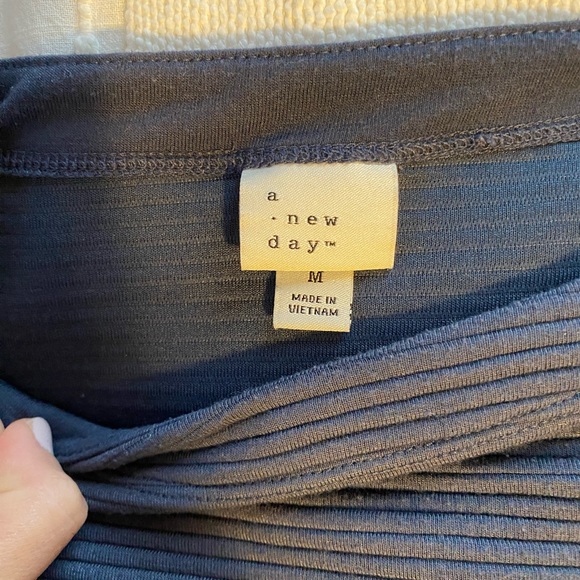 Navy over sized sweater - Picture 2 of 2